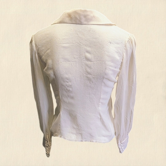 Women's Twenty One Blouse - Picture 2 of 3